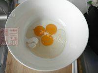 自己做的蜜豆戚风蛋糕做法图解5)