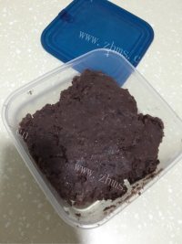 美味的红豆酥老婆饼做法图解2)
