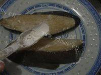香煎鳕鱼做法图解3)