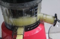 健康的苹果白菜汁做法图解6)