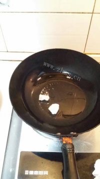 美味的红烧排骨做法图解3)