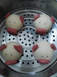 自制小猪豆沙包做法图解11)