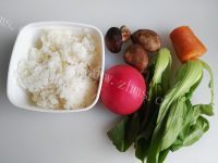 酸甜可口的杂蔬番茄炒饭做法图解1)