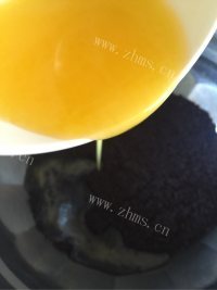 美味的抹茶芝士蛋糕做法图解2)