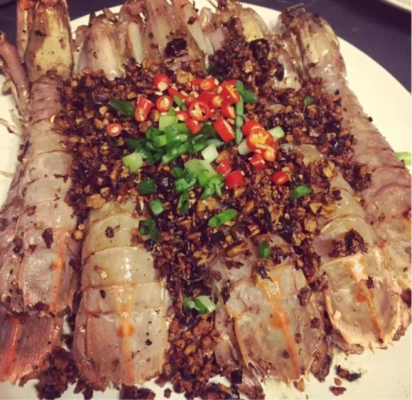 喷香的椒盐濑尿虾
