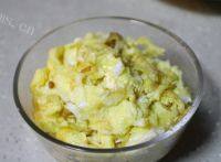 家常菜金针菇炒鸡蛋做法图解4)