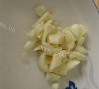 好吃的韭菜炒绿豆芽做法图解2)