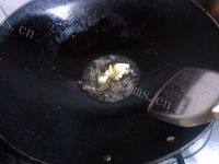 诱人的长豆角炒肉做法图解4)