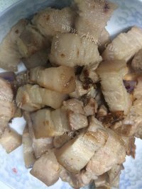好吃的家常土豆红烧肉做法图解6)