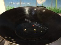 家常菜凉拌海带结做法图解3)