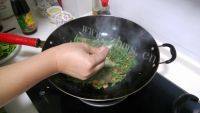 在家做的四季豆炒肉