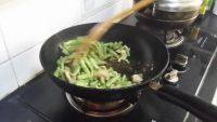 家庭式豆角烧肉