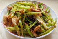 「自制」芹菜炒肉