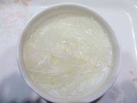 「家有大厨」芹菜炒肉丝粉做法图解5)
