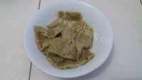苕皮辣椒回锅肉做法图解7)