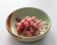 家常菜黑豆苗炒肉丝做法图解2)