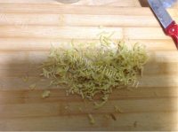 美味营养的蜂蜜柚子茶做法图解6)
