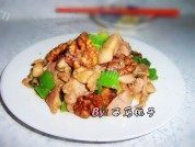 家常菜桃仁鸡丁