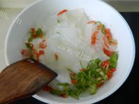 好吃的粉皮肉丝盖浇饭做法图解6)