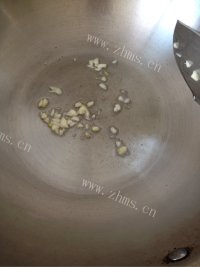 开胃蒜蓉茼蒿做法图解2)