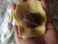 色泽鲜亮的红豆酥饼做法图解6)