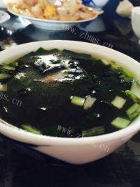 美味的紫菜汤