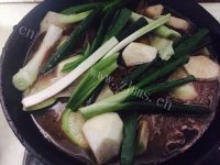 家常菜羊肉炖萝卜做法图解10)