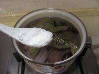 美味盐水鸡腿做法图解12)