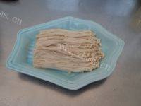 家常菜茄汁金针菇做法图解4)