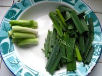 家常菜青蒜炒腊肉做法图解2)