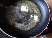 自制花生牛轧糖做法图解4)