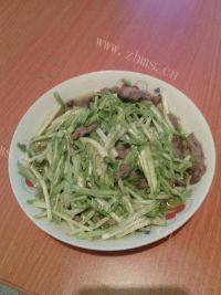 适量蒜苗炒肉
