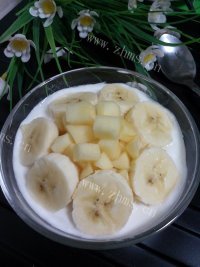 自制水果酸奶