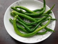 香喷喷的辣椒炒肉做法图解1)