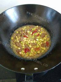 家常菜黄豆芽炒肉