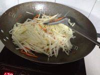 绝味的胡萝卜土豆丝做法图解6)