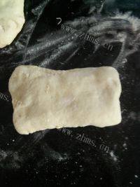 美味的紫薯卷做法图解6)