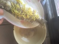 香气浓郁的清蒸鲈鱼做法图解9)