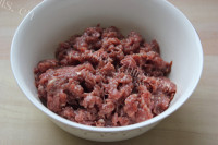 自制门钉肉饼做法图解4)