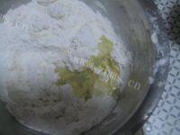 自制奶香苏打饼干做法图解3)