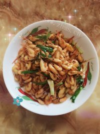 家常菜清炒河虾
