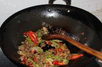 让人怀念的葱爆羊肉做法图解9)