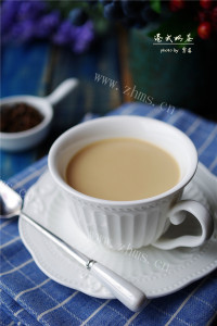 营养丰富的港式奶茶