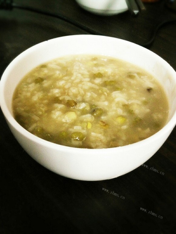 喷香的绿豆粥