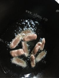 好吃的高粱粑粑炒腊肉做法图解3)