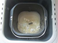 自制干豆角肉包做法图解4)