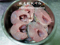 特色菜秘制熏鱼做法图解2)