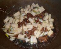 家常菜肉末炖豆腐做法图解5)