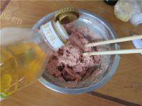 色泽不错的鲜肉云吞做法图解2)
