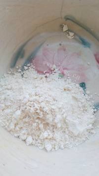 美味香菇虾仁生煎包做法图解7)